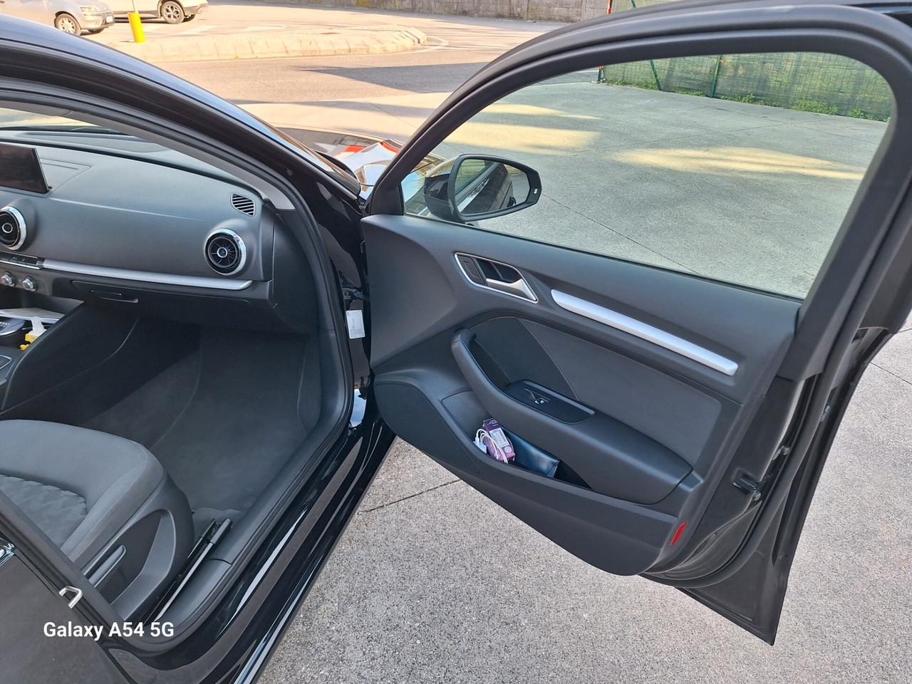 Audi A3 1.6 TDI Attraction S Tronic