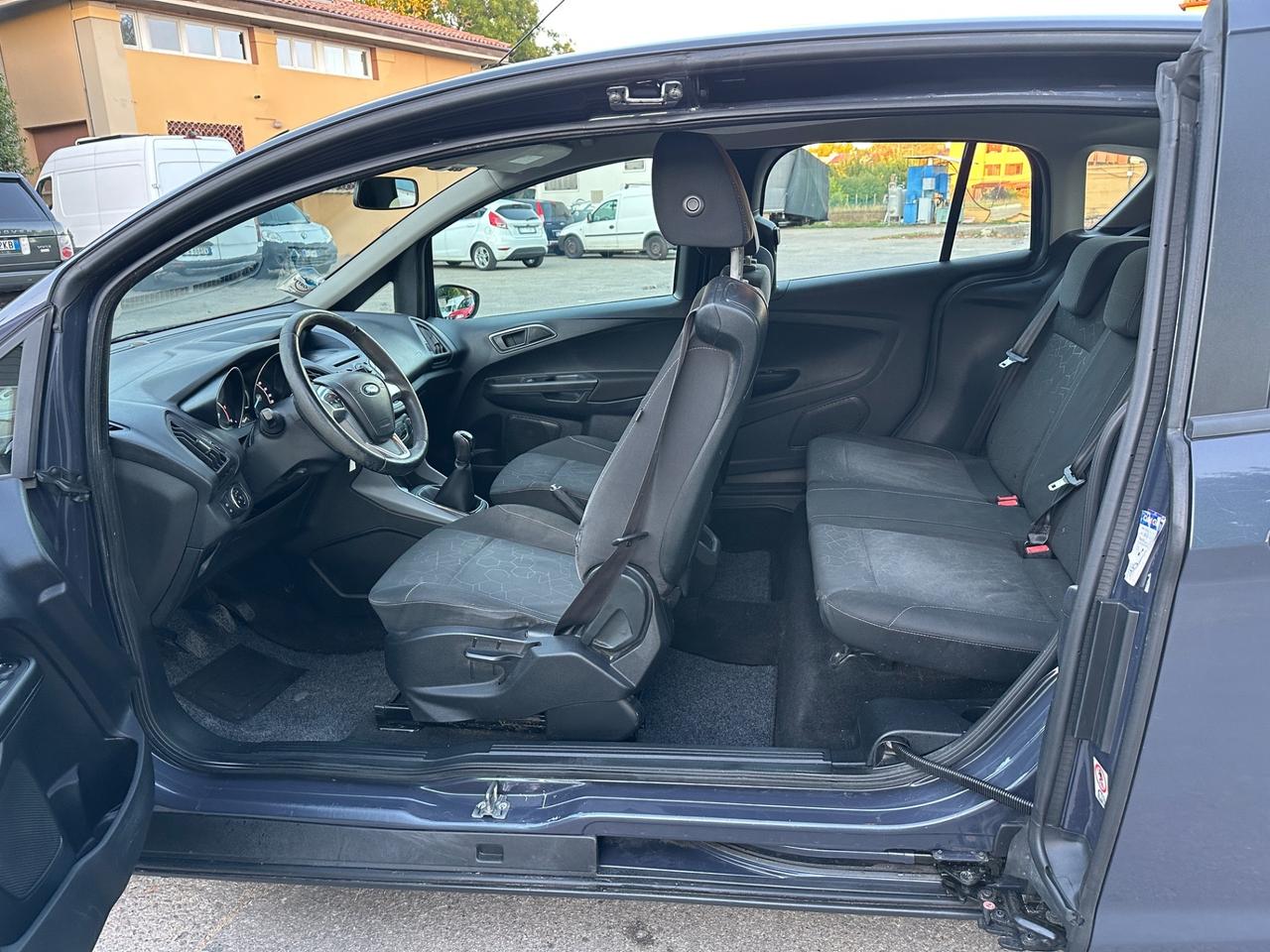 Ford B-Max 1.5 TDCi 75 CV Titanium X Neopatentati