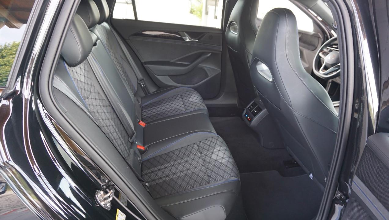 Volkswagen Passat 2.0 tdi scr R-Line 4motion 193cv dsg