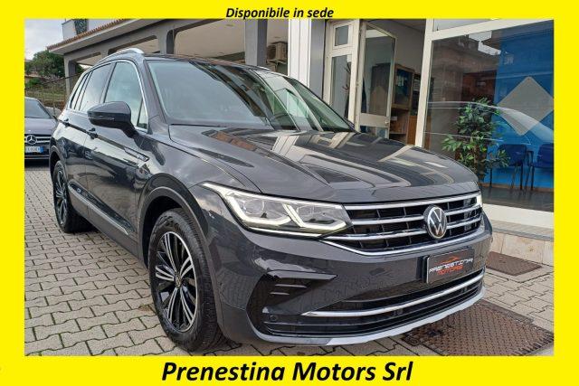 VOLKSWAGEN Tiguan 2.0 TDI 150 CV SCR DSG Elegance