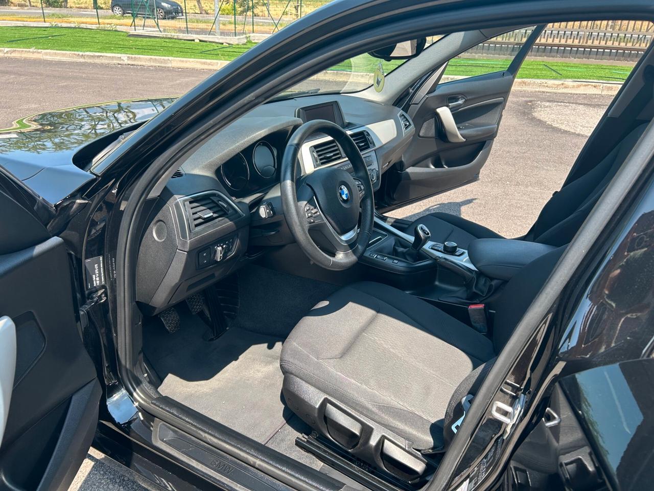 Bmw 118 I 5 porte km 112.500 ok neopatentati
