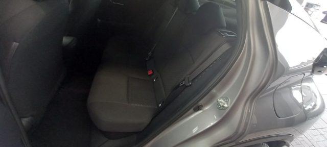 TOYOTA C-HR 1.8 Hybrid E-CVT Business