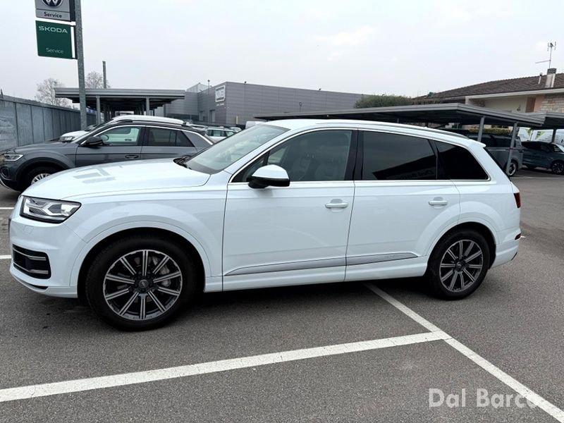 Audi Q7 V6 3.0 TDI 150kW quattro tiptronic