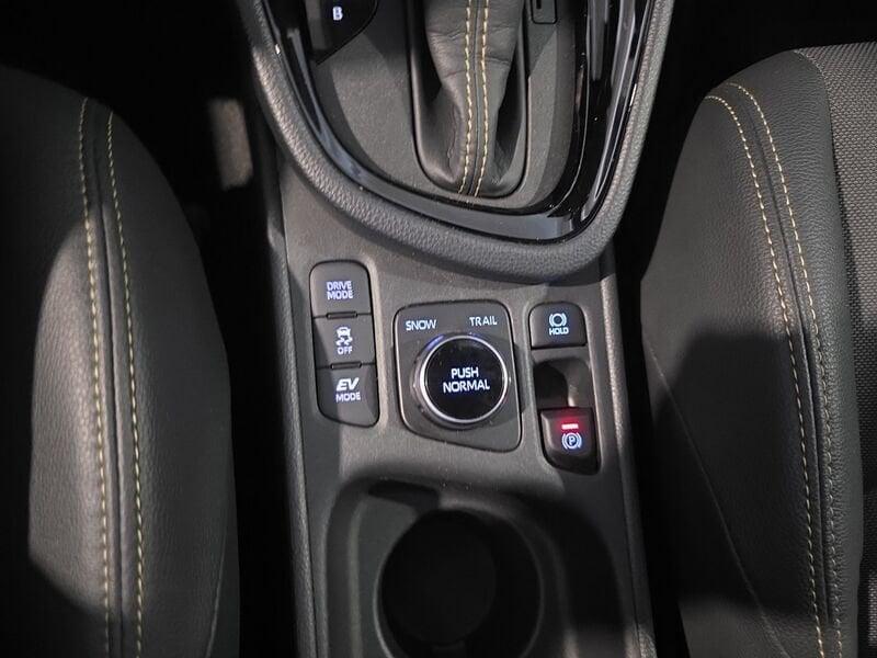 Toyota Yaris Cross 1.5 Hybrid 5p. E-CVT AWD-i Adventure