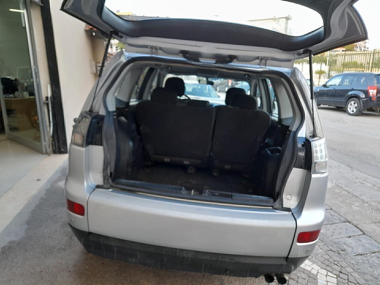 Mitsubishi Outlander 2.0 4X4