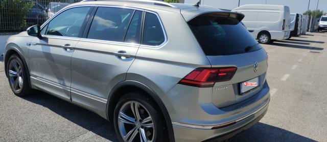 VOLKSWAGEN Tiguan 1.6 TDI SCR Sport R LINE BlueMotion Technology