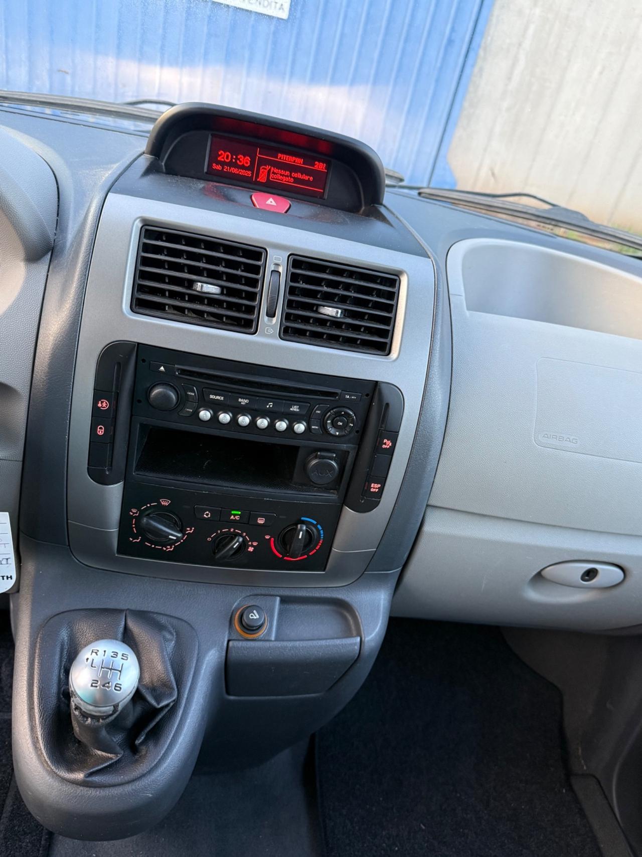 Peugeot Expert 2.0 HDi 120CV PL-TN 12Q Furgone Vetrato