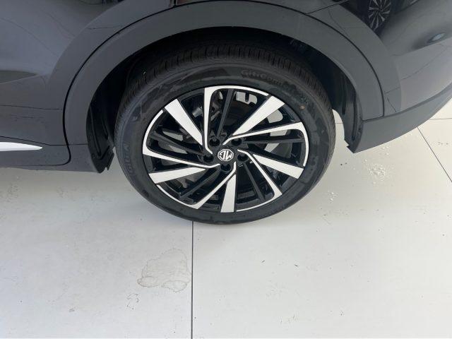MG ZS 1.5 Hybrid+ Luxury tua da e249,00 mensili