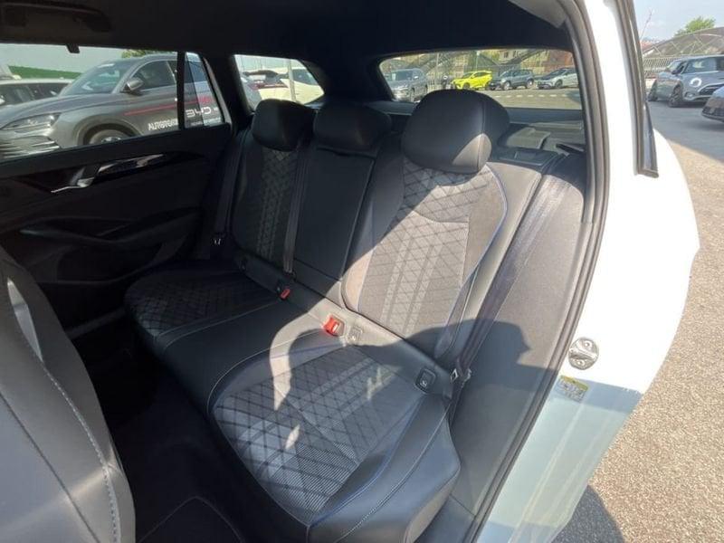 Volkswagen Passat 1.5 TSI EHYBRID R-LINE 272CV DSG