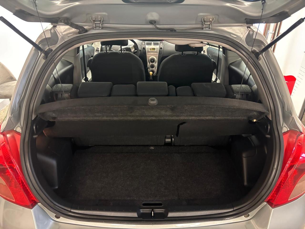 Toyota Yaris 1.3 3 porte