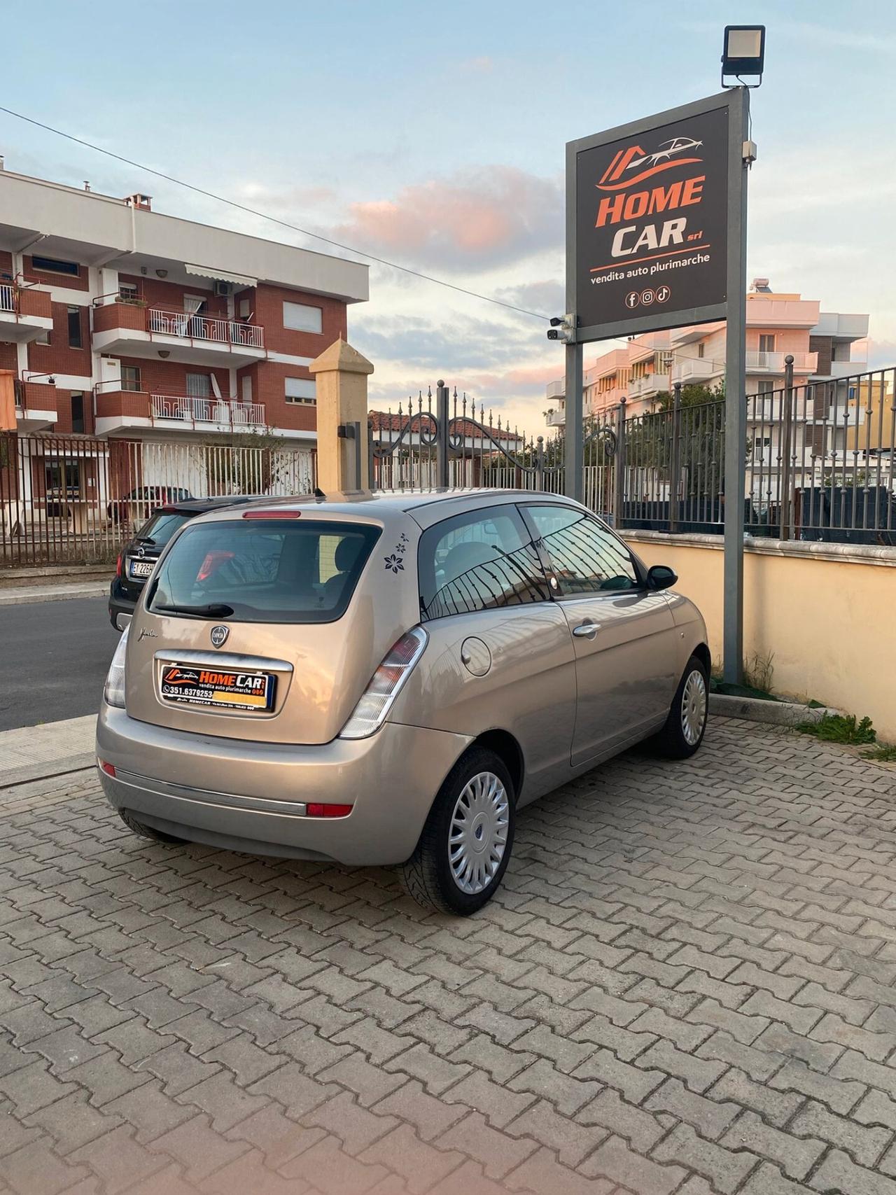 Lancia Ypsilon 1.4 Platino Ecochic GPL