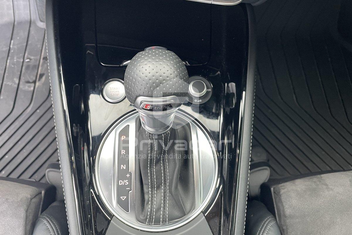 AUDI TT Coupé 2.0 TFSI quattro S tronic S line