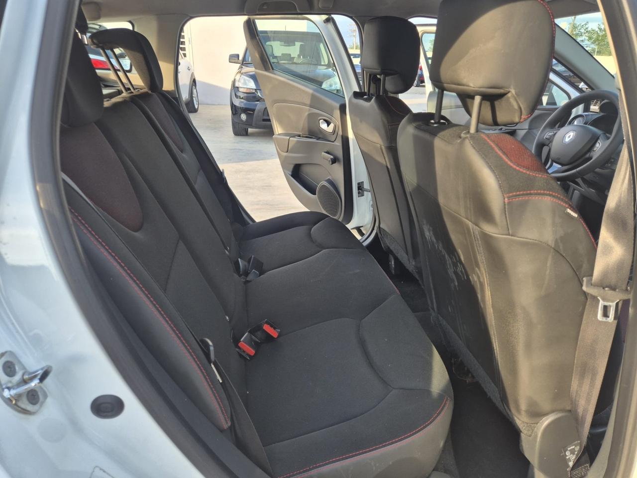 Renault Clio Sporter 1.5 dCi 8V 75CV Costume National