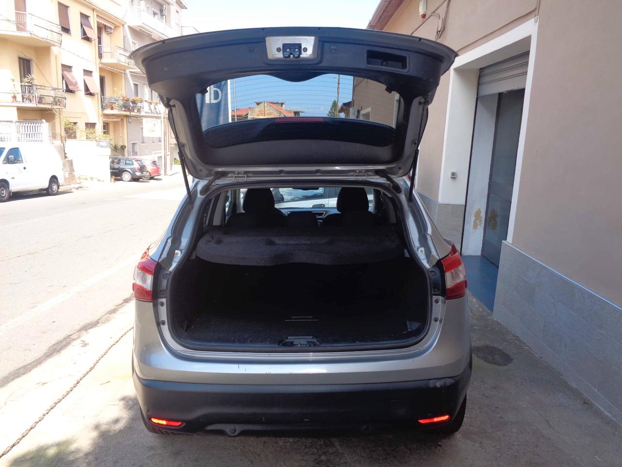 Nissan Qashqai 1.5 dCi 110CV (Finanziabile)