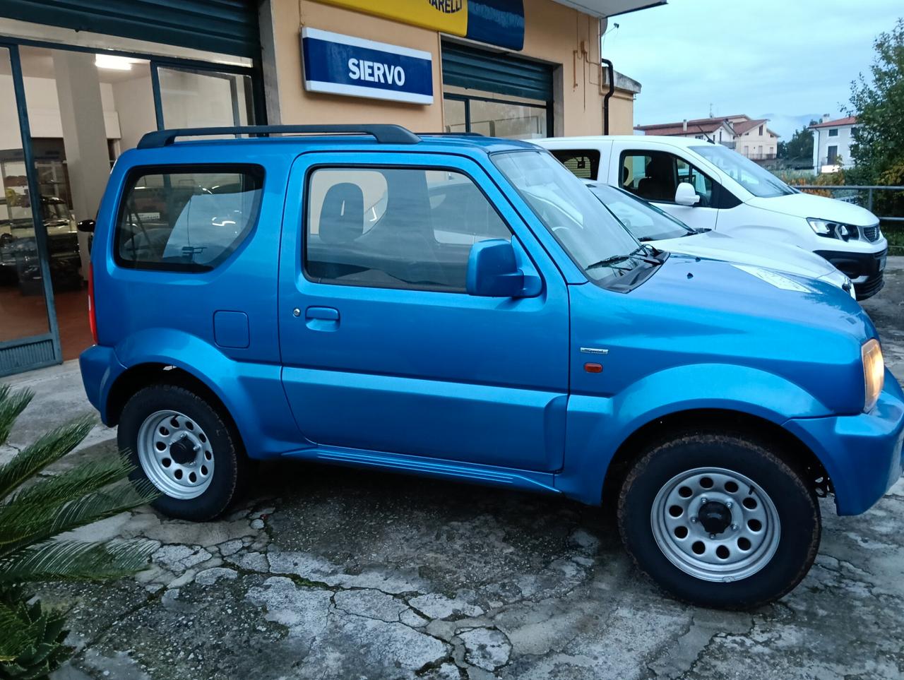 Suzuki Jimny 1.3i 16V cat 4WD JLX