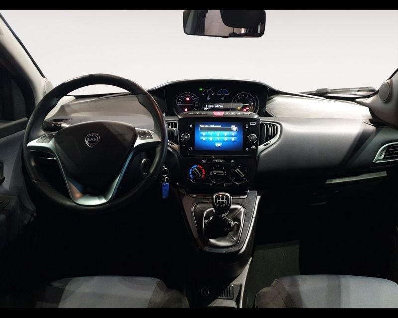 Lancia Ypsilon 3ª serie 1.0 FireFly 5 porte S&S Hybrid Platino
