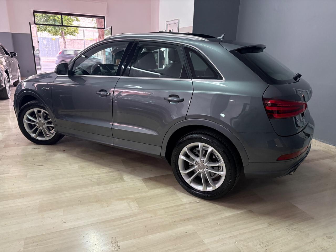 Audi Q3 2.0 TDI quattro S tronic Line Edition