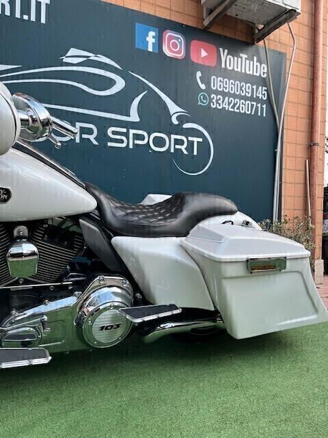 Harley-davidson FLHTCU Ultra Classic Electra Glide Abs