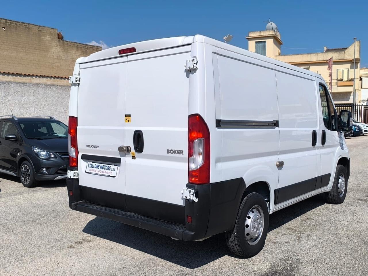 Peugeot Boxer L1 H1 2.2 BlueHDi 140CV 2020 CON IVA