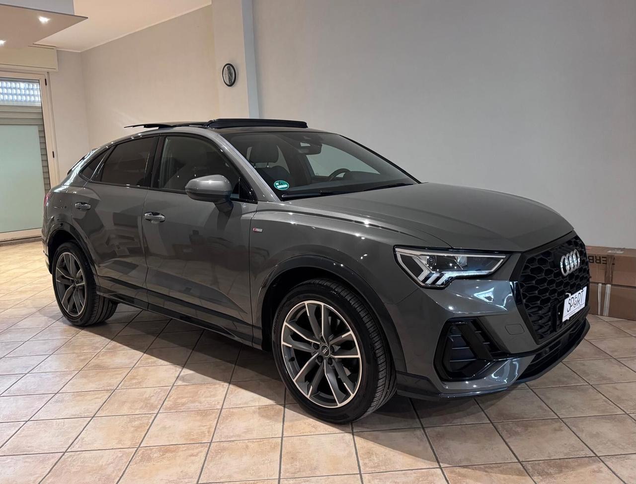 Audi Q3 SPORTBACK SPB 35 TDI S tronic S Line TETTO