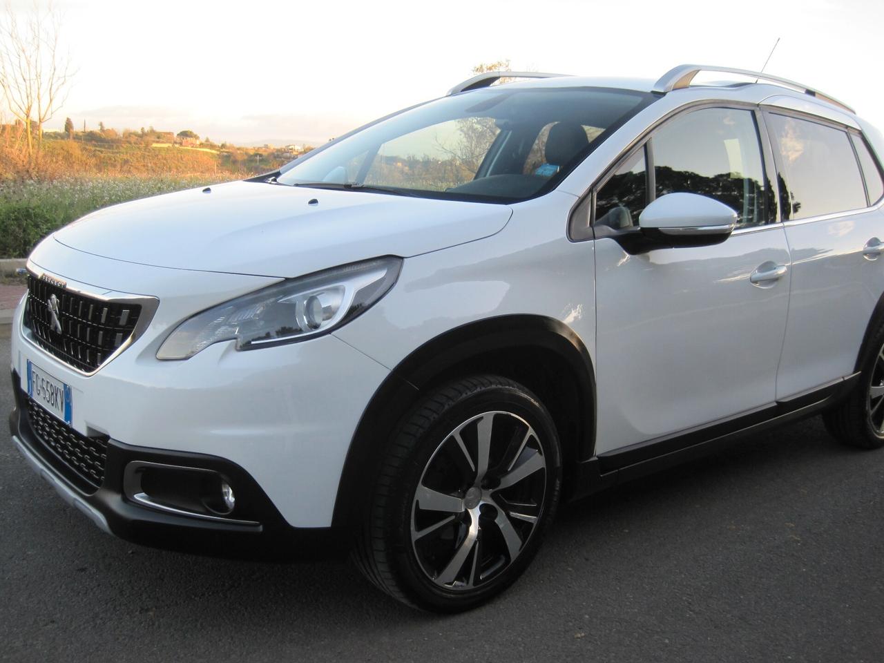 Peugeot 2008 BlueHDi 100 Allure