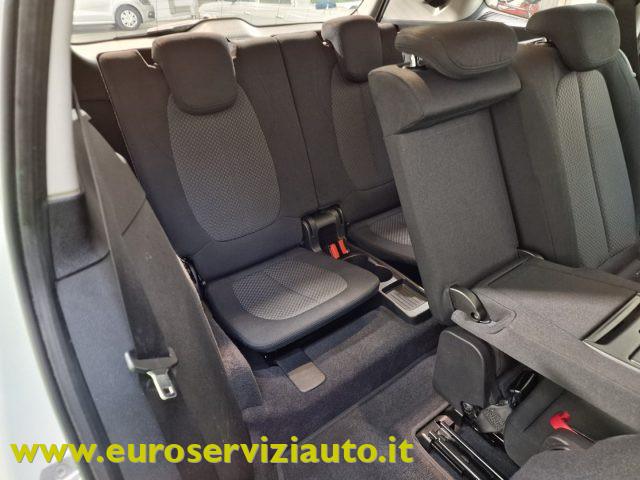 BMW 220 d 7 POSTI xDrive Active Tourer Advantage aut.