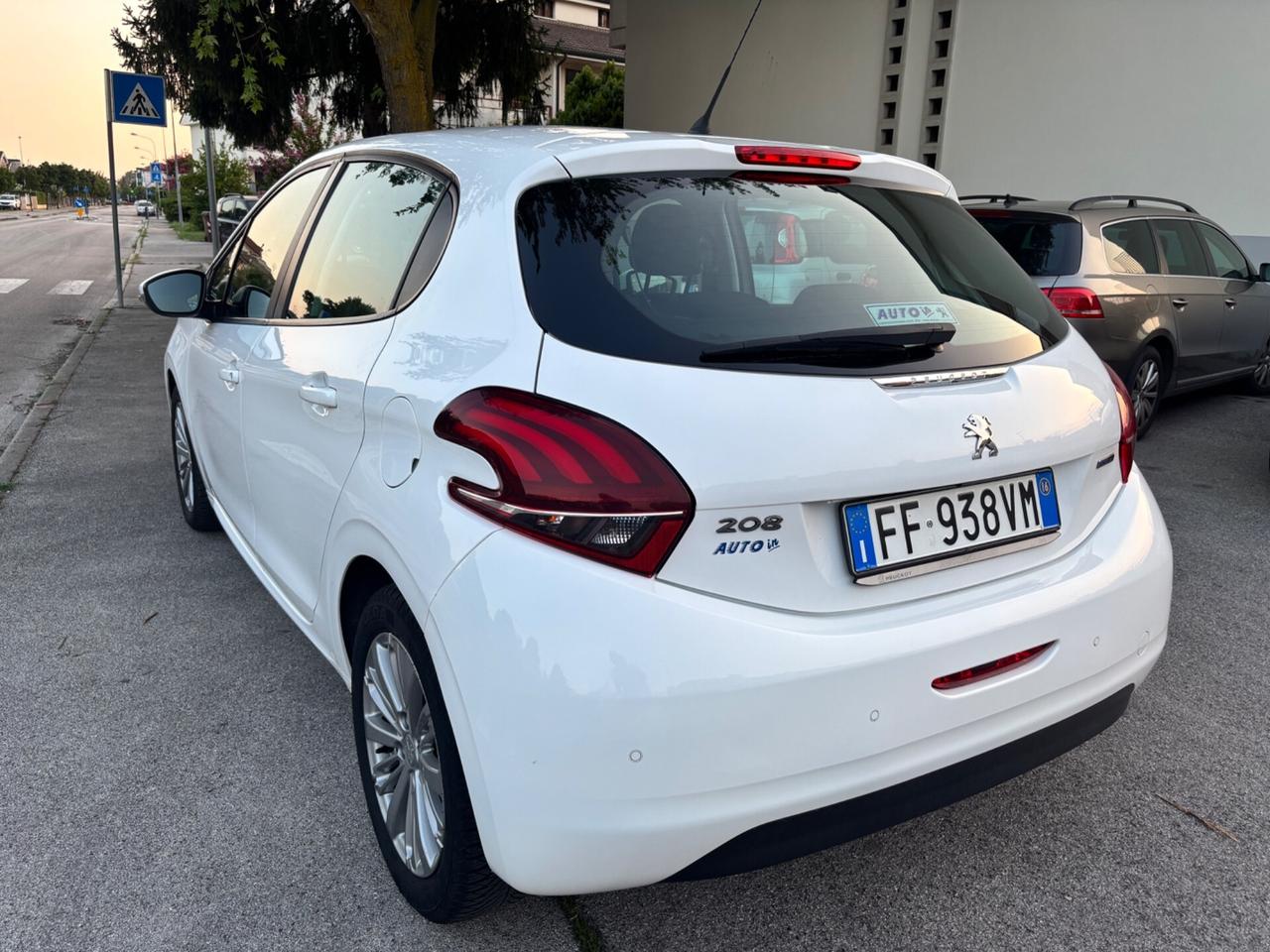 Peugeot 208 PureTech 68 5porte Access