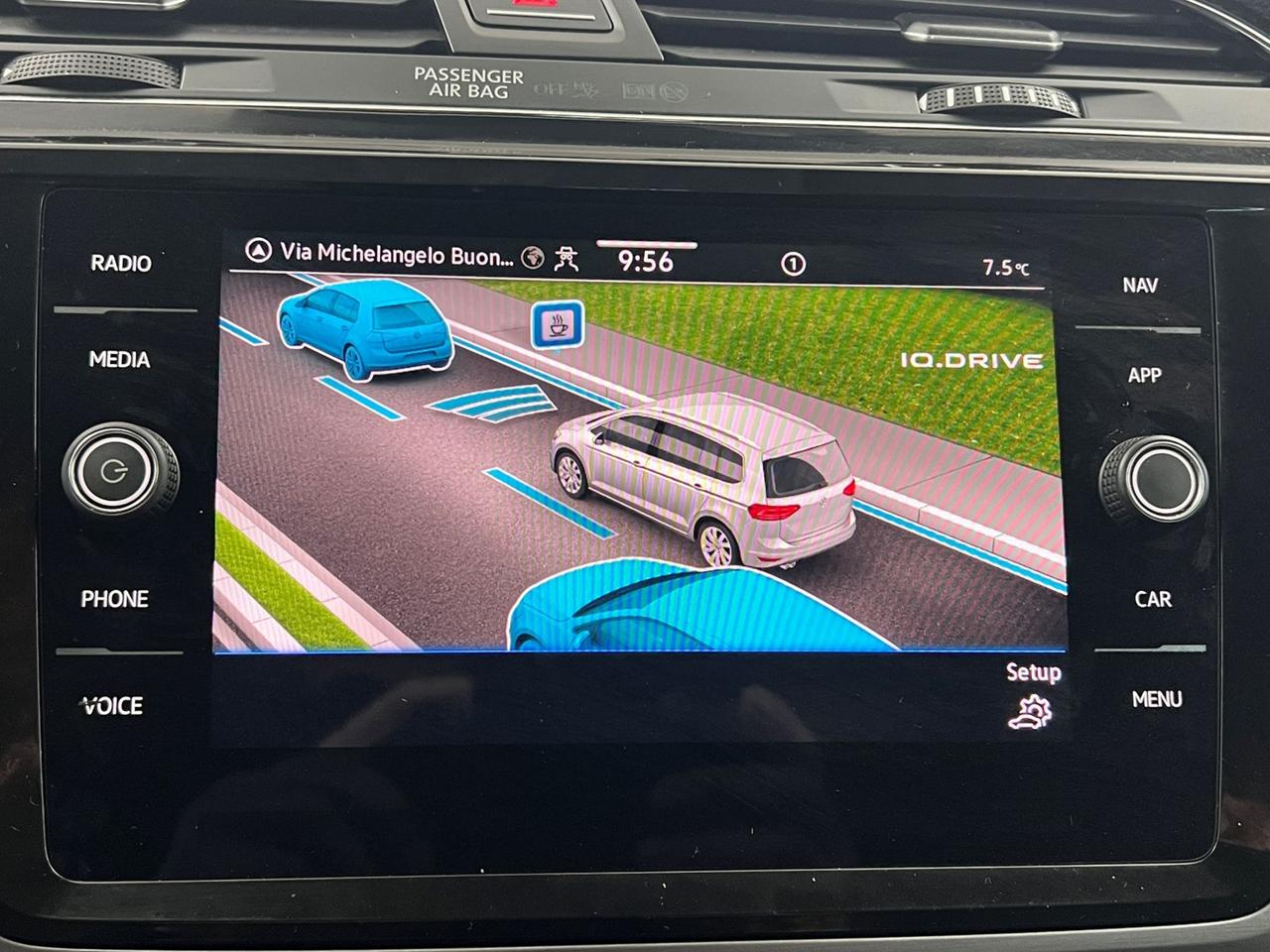 VOLKSWAGEN Touran III 2015 Touran 2.0 tdi Business 122cv