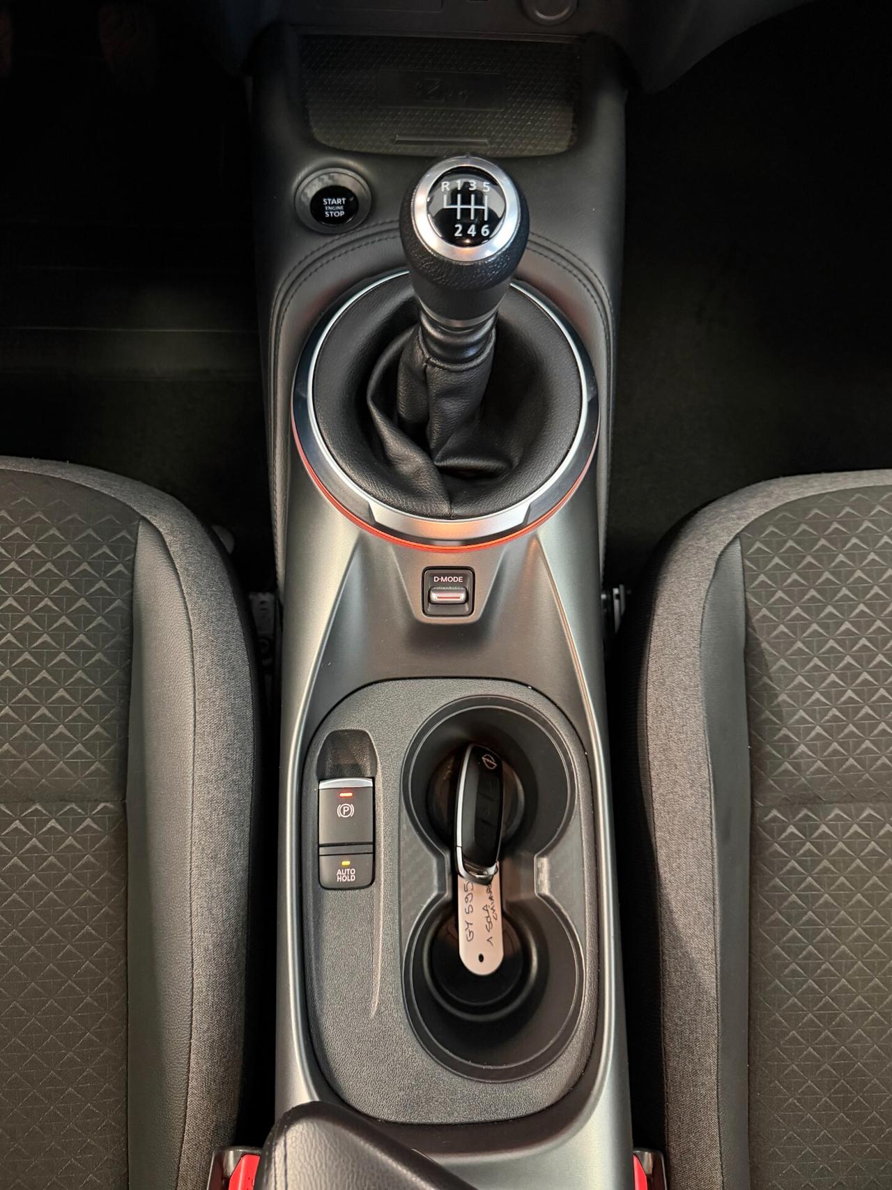 Nissan Juke 1.0 DIG-T N-CONNECTA