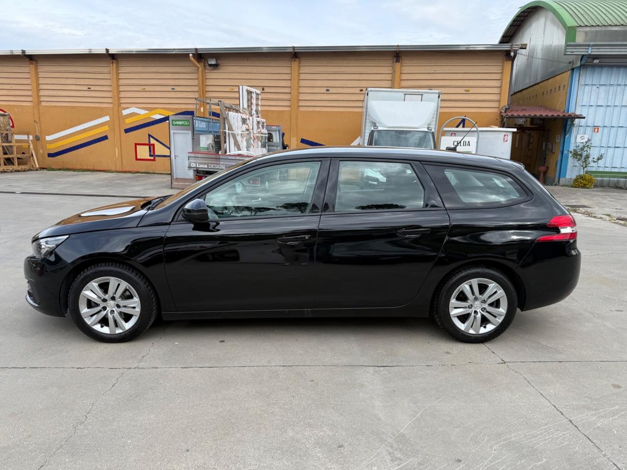 Peugeot 308 BlueHDi 130 S&S EAT8 SW Allure Pack