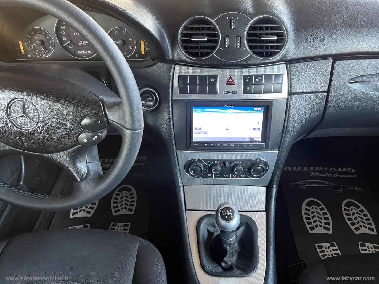MERCEDES-BENZ CLK 220 CDI Elegance