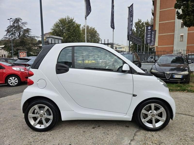 smart fortwo Fortwo 1.0 mhd 71cv