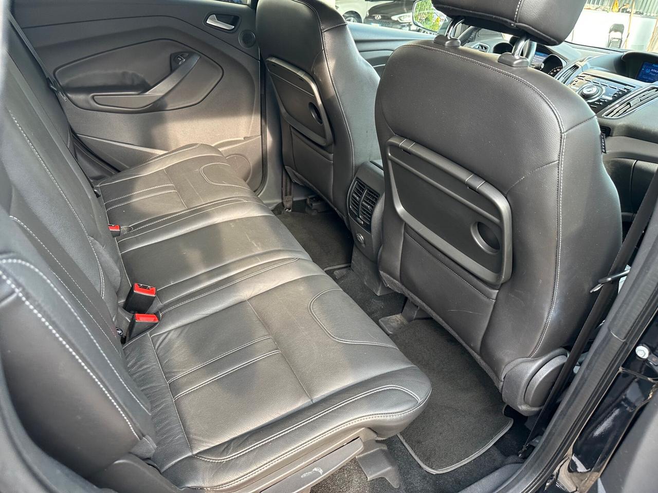 Ford Kuga 2.0 TDCI 140 CV 4WD Powershift Titanium*EURO5*FULL