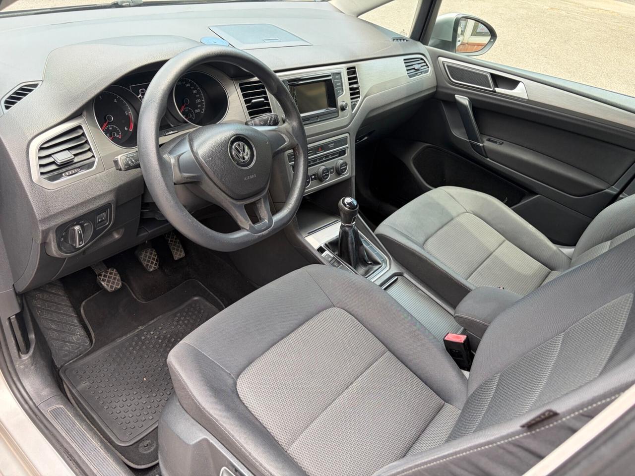 VOLKSWAGEN GOLF SPORTSVAN 1.6 TDI COMFORTLINE