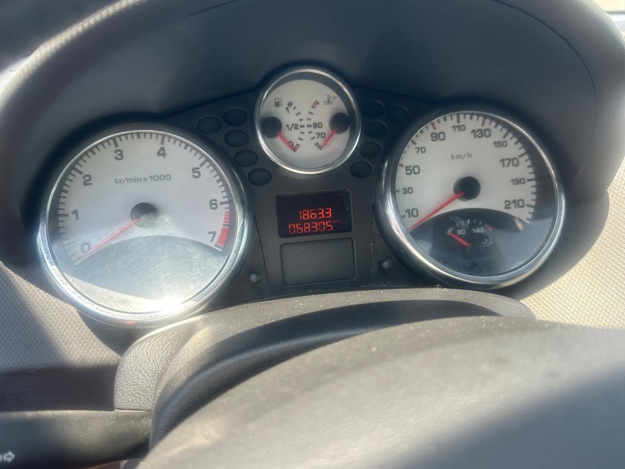 Peugeot 207 1.6 VTi 120CV 5p. XS