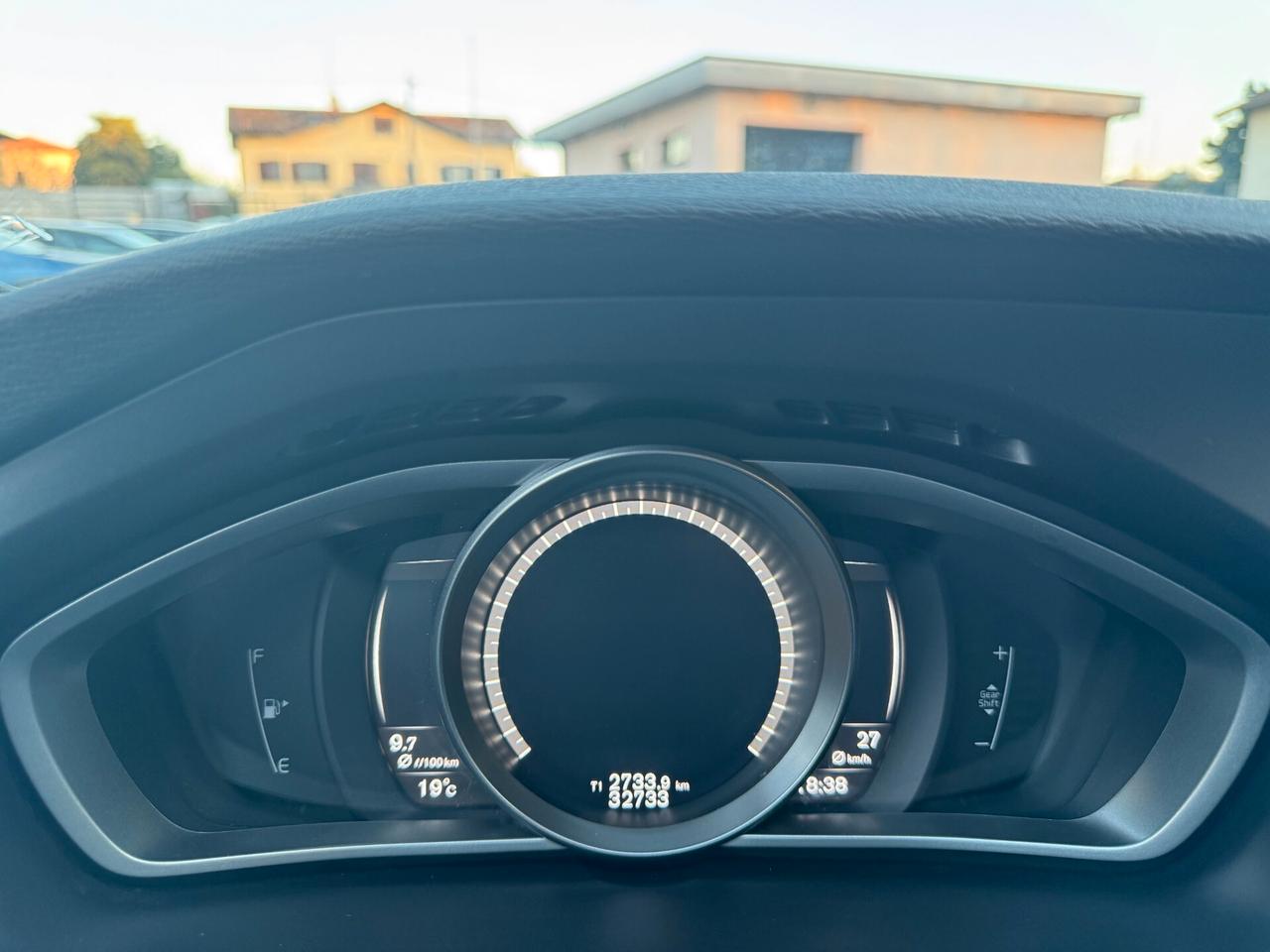 Volvo V40 T2