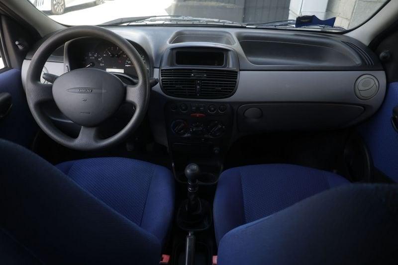 FIAT Punto FIAT Punto Punto 5p 1.2 ELX ANNO 2002