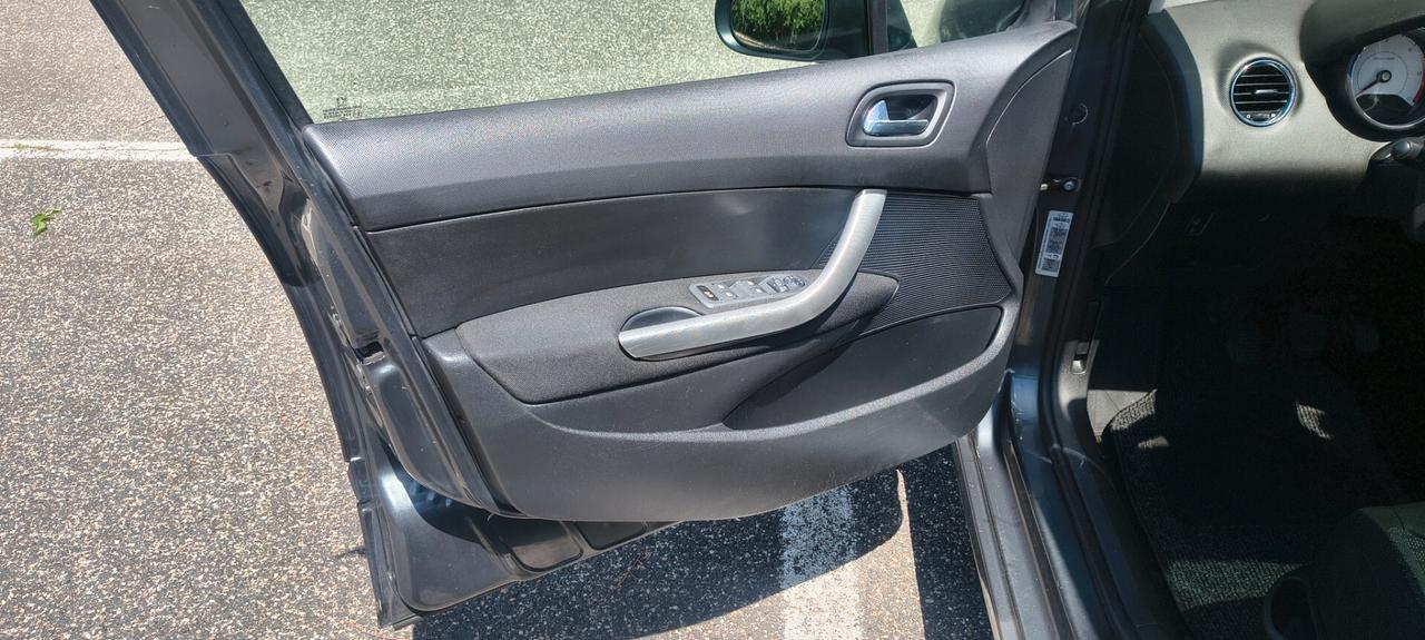 Peugeot 308 1.6 HDi 110CV SW Premium