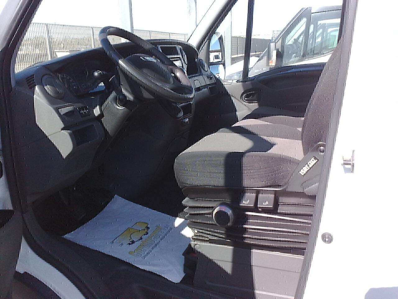 Iveco Daily 35s15 FURGONE DI SERIE - 2013