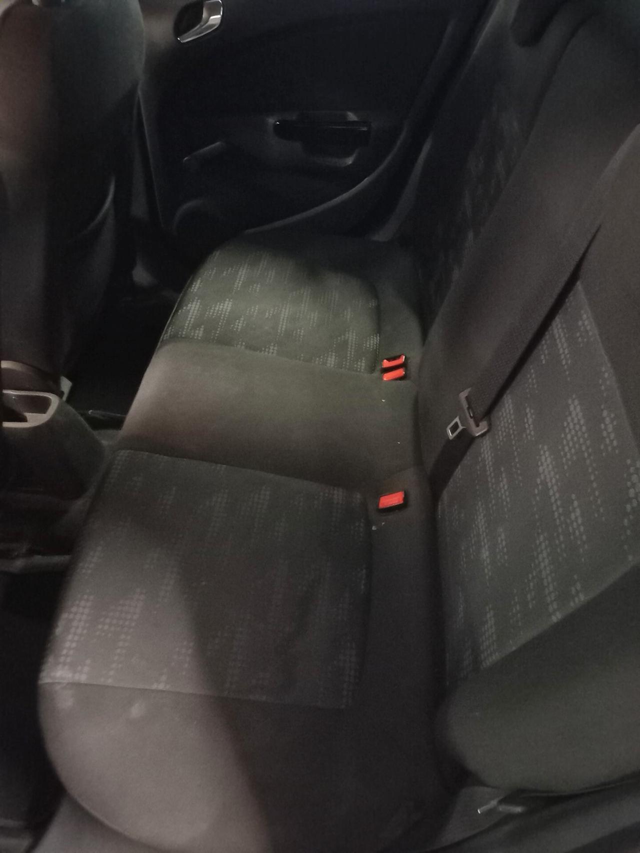 Opel Corsa 1.4 16V 5 porte Cosmo