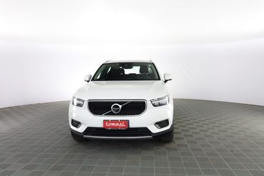 VOLVO XC40 XC40 B4 AWD Geartronic Momentum Pro