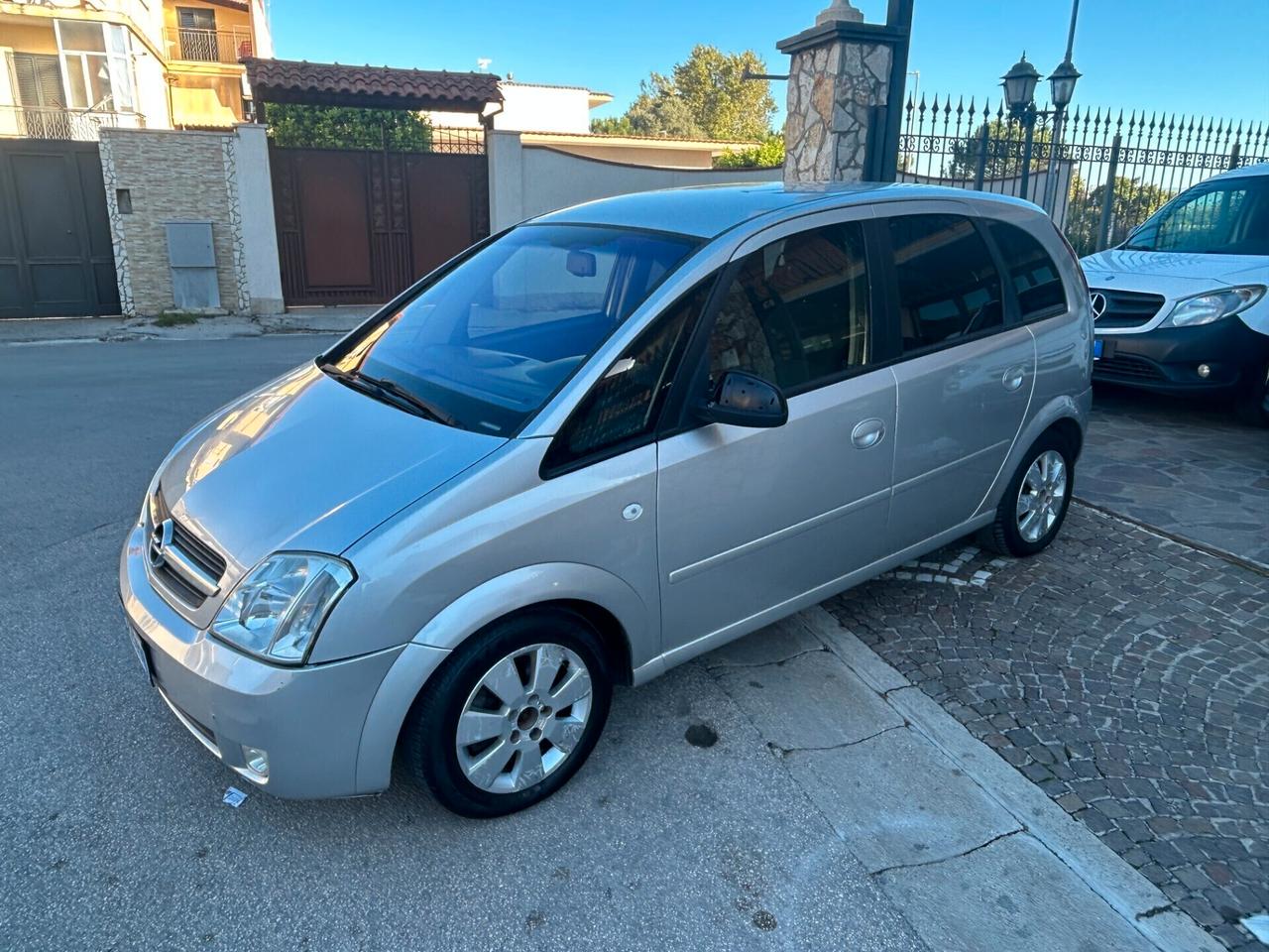 Opel Meriva 1.7 CDTI 101CV Cosmo