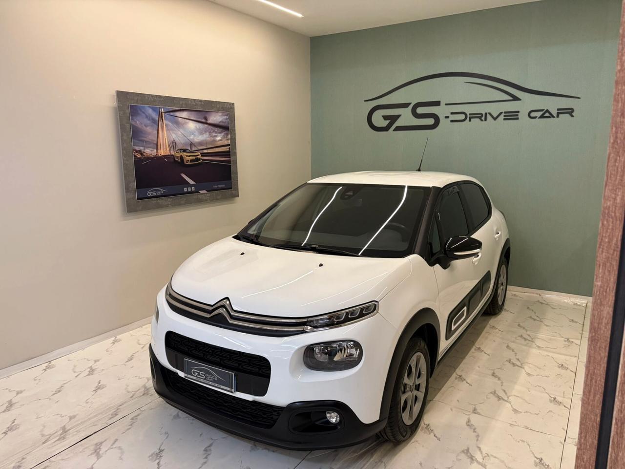 Citroen C3 1600cc BlueHDi 75cv Allestimento Shine