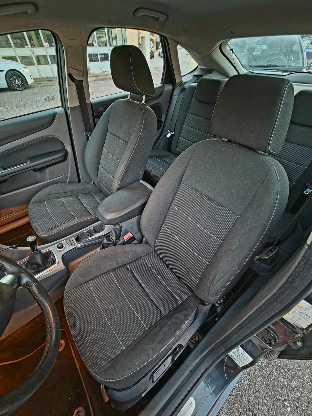 Ford Focus 5p. Bz.- GPL Tit.