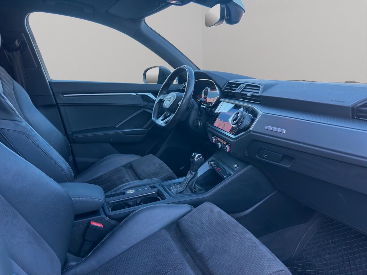 Audi Q3 45 TFSI quattro S tronic line edition