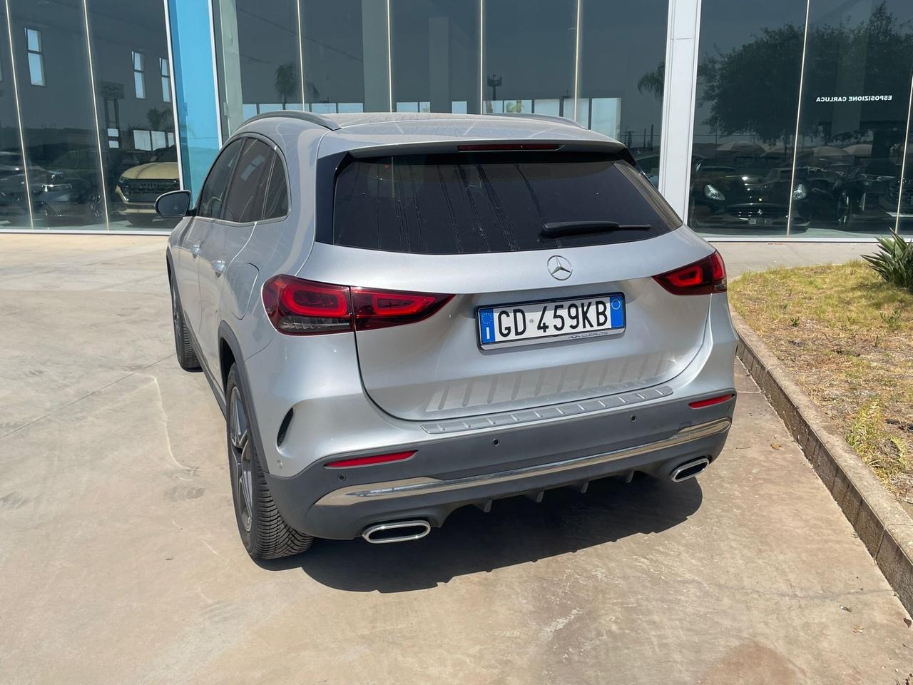 Mercedes-Benz GLA 200 d Premium auto possibilità noleggio no scoring