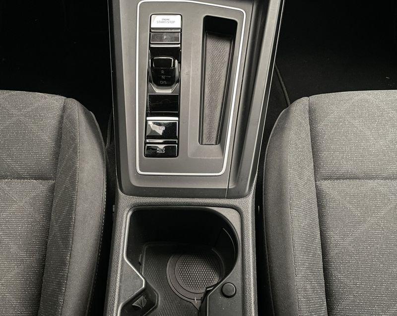 Volkswagen Golf 1.0 etsi evo Life 110cv dsg