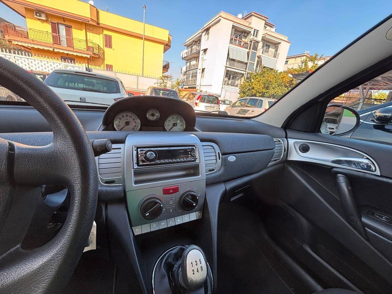 Lancia Ypsilon 1.4 Platino