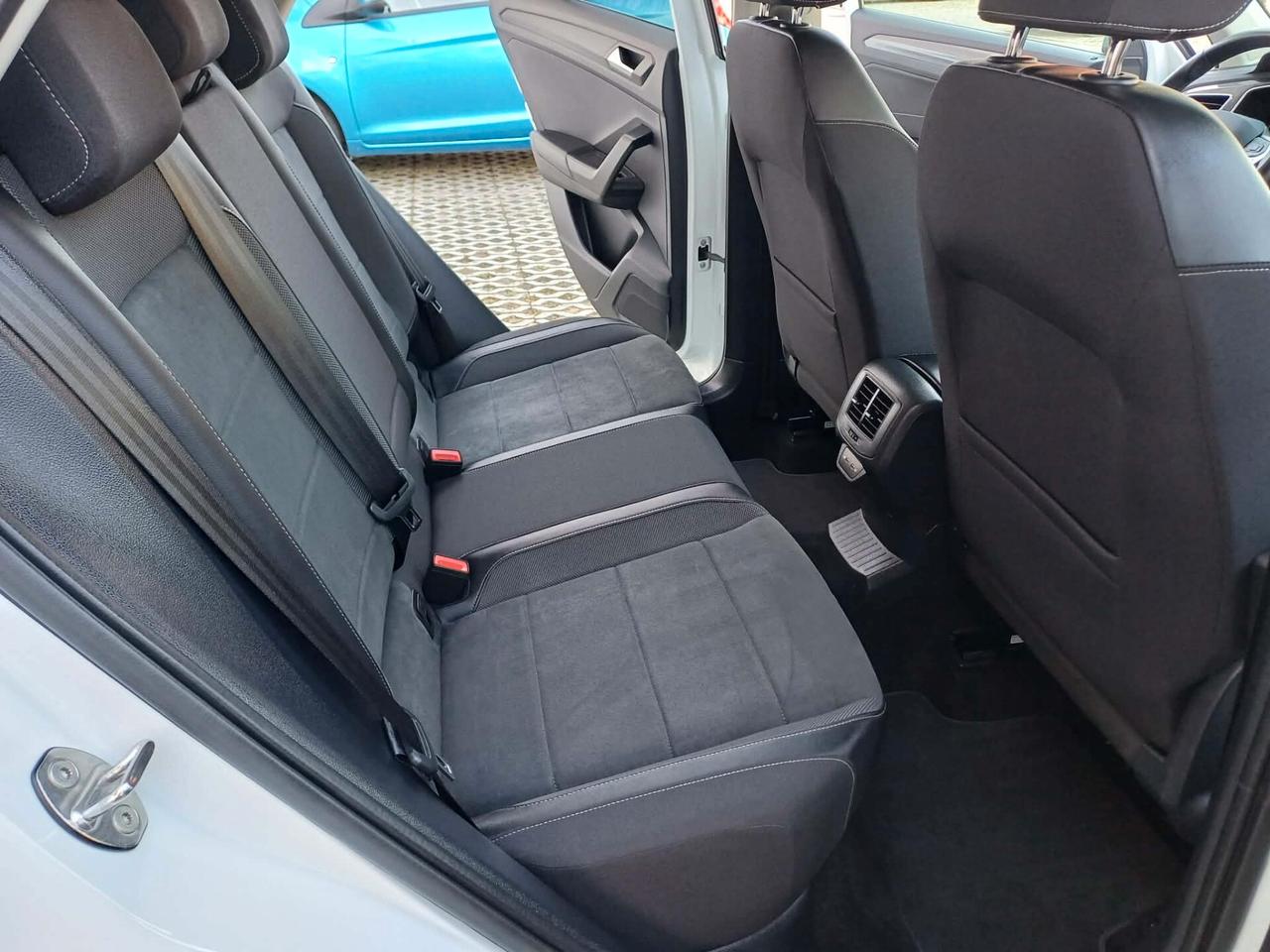 Volkswagen T-Roc 1.0 TSI 110 cv Style