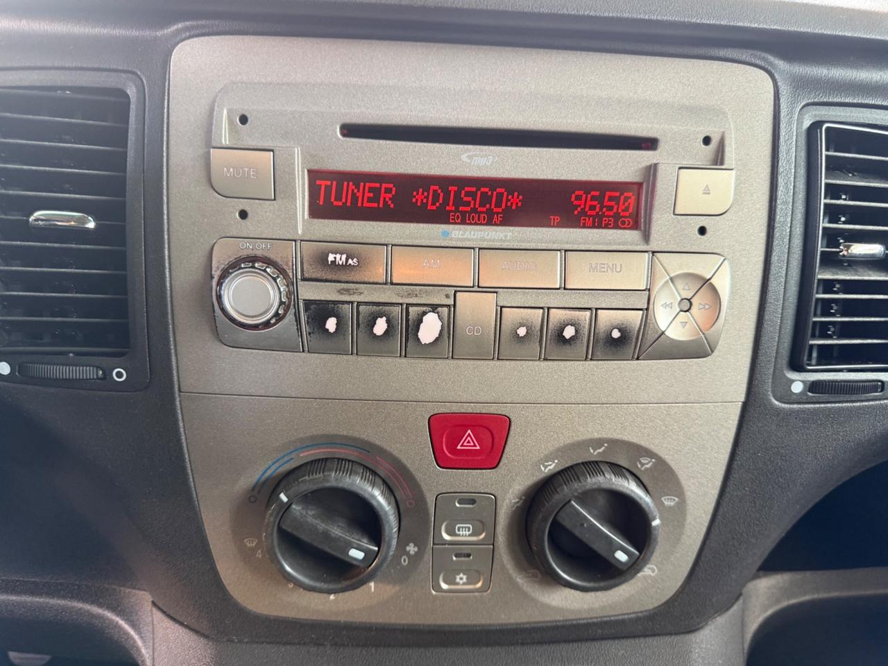 Lancia MUSA 1.4 Oro UNICO PROP GRAFFI SU CARROZZERIA